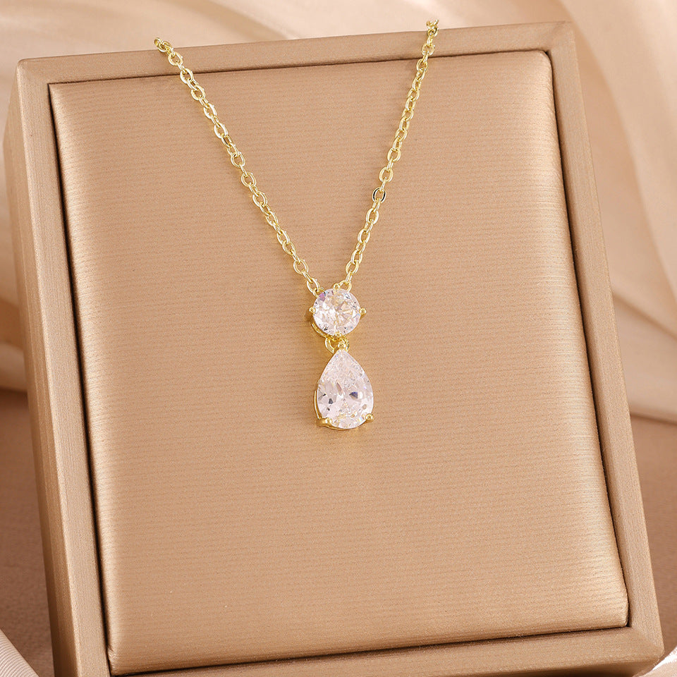 Collier double goutte en zircon – Doré, argenté ou or rose – vue 3