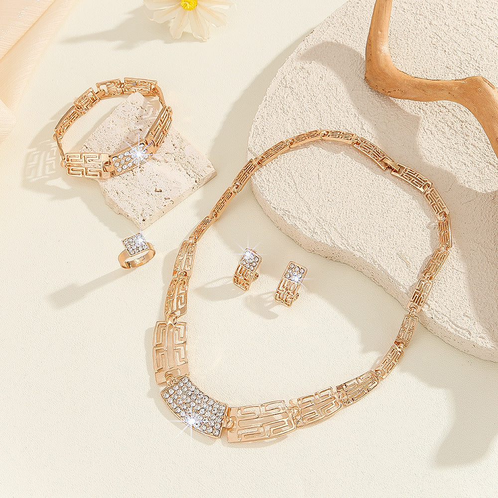 Parure dorée 4 pièces sertie de strass – Femme – vue 2