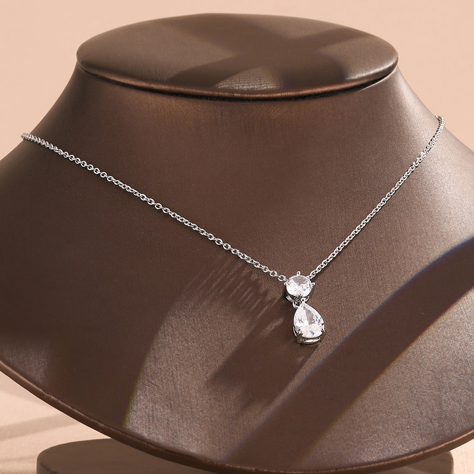 Collier double goutte en zircon – Doré, argenté ou or rose – vue 2